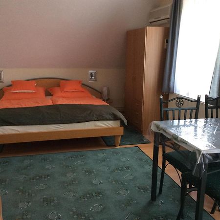 Gyenesi Virag Apartman Gyenesdiás Dış mekan fotoğraf