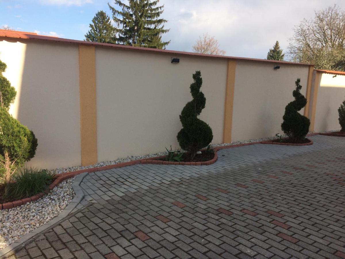 Gyenesi Virag Apartman Gyenesdiás Dış mekan fotoğraf